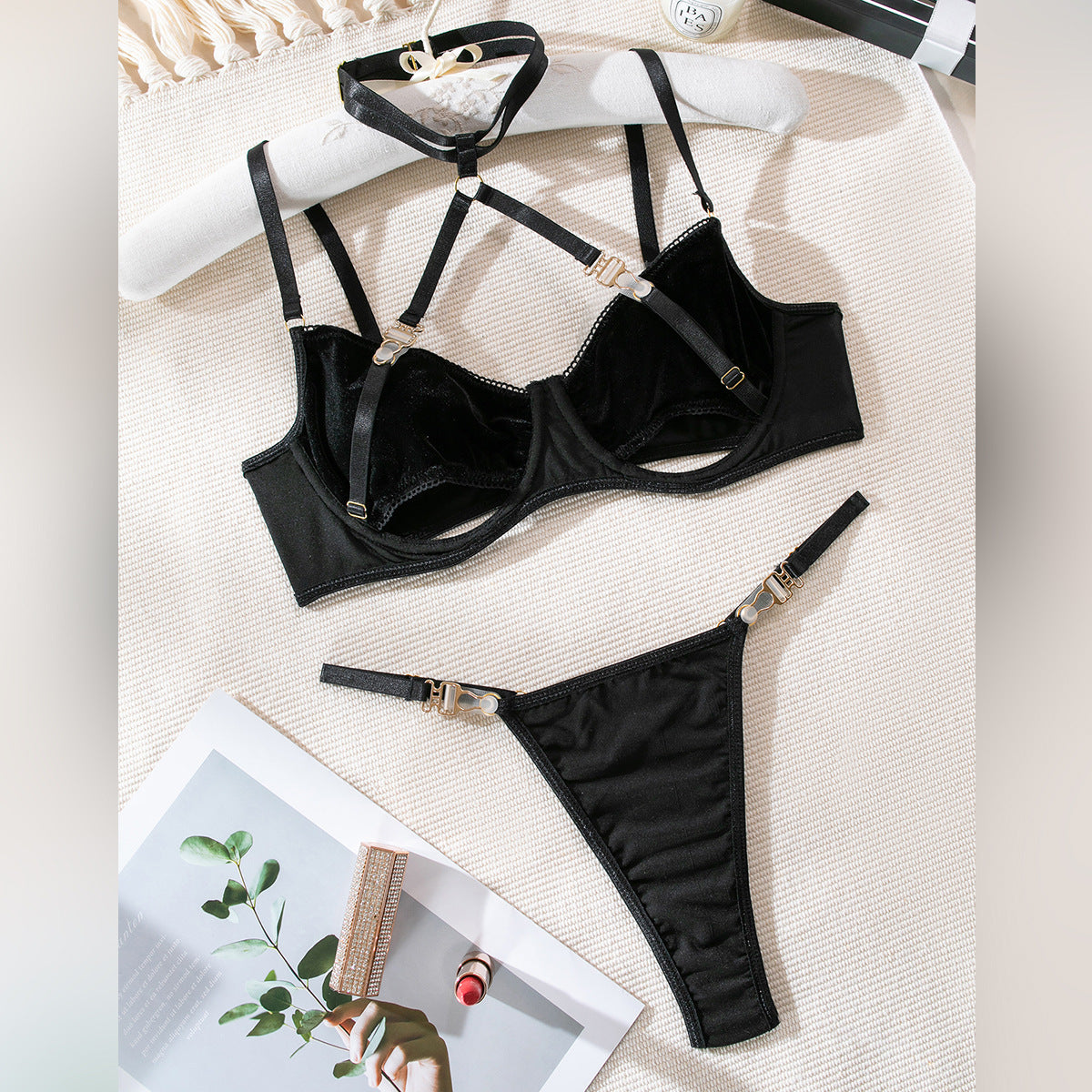 Elegant Phantom Personality Lingerie Set